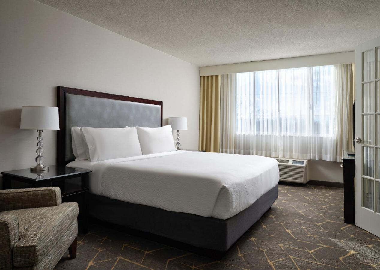 Holiday Inn & Suites Boston Peabody, An Ihg Hotel Zewnętrze zdjęcie