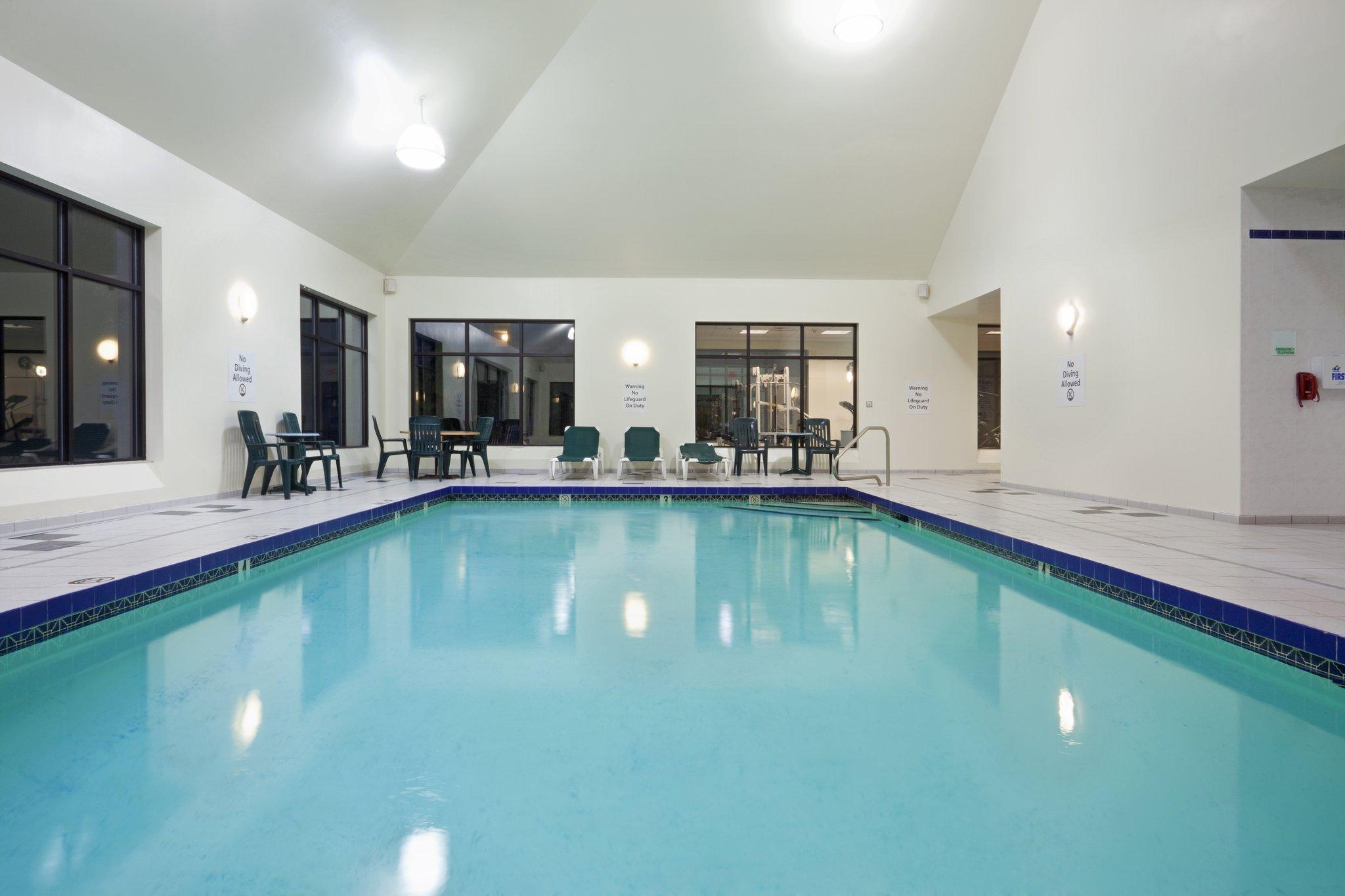 Holiday Inn & Suites Boston Peabody, An Ihg Hotel Zewnętrze zdjęcie